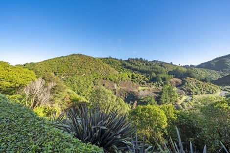 Photo of property in 18 Betty Watt Grove, Riverstone Terraces, Upper Hutt, 5018