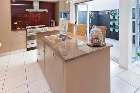 Photo of property in 1/58 Hattaway Avenue, Bucklands Beach, Auckland, 2012