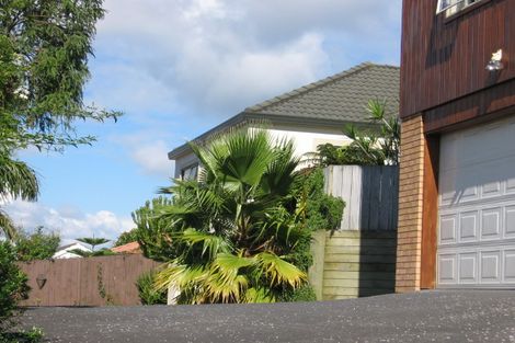 Photo of property in 2 Zambezi Lane, Mount Roskill, Auckland, 1041