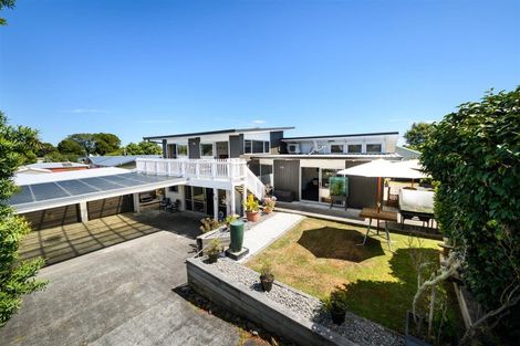 Photo of property in 20 Grey Street, Marton, 4710