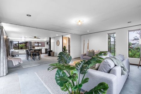 Photo of property in 5 Raeburn Place, Gore, 9710