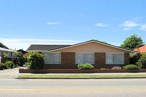 Photo of property in 258 Avonhead Road, Avonhead, Christchurch, 8042