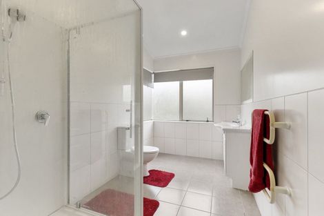 Photo of property in 86 Kentwood Drive, Woodridge, Wellington, 6037