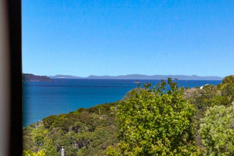 Photo of property in 14 Kotare Place, Sandspit, Warkworth, 0982