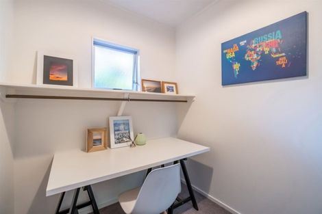 Photo of property in 10 West Glade Crescent, Birkenhead, Auckland, 0626