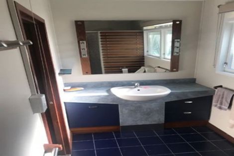 Photo of property in 18 Queens Road, Waikanae Beach, Waikanae, 5036