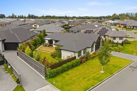 Photo of property in 41 Watkins Drive, Rangiora, 7400