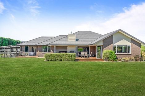 Photo of property in 10 Whitcombe Place, Darfield, 7571