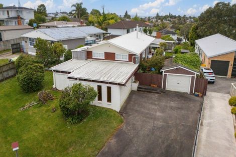 Photo of property in 199 Don Buck Road, Massey, Auckland, 0614