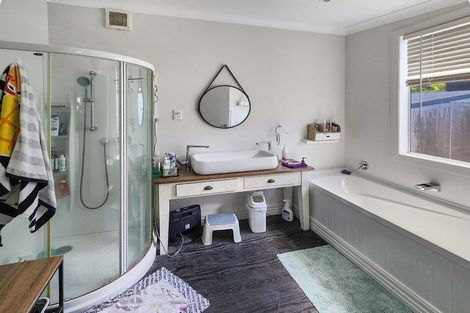 Photo of property in 53 Hutt Road, Petone, Lower Hutt, 5012