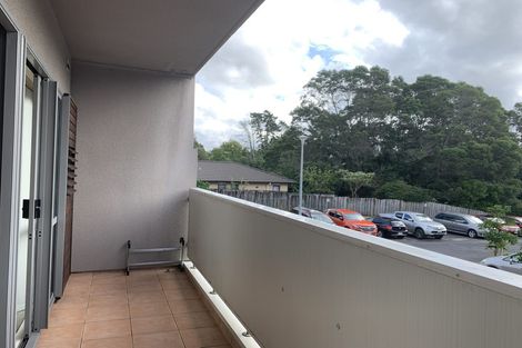 Photo of property in 30/8c Westward Ho Road, Glen Eden, Auckland, 0602