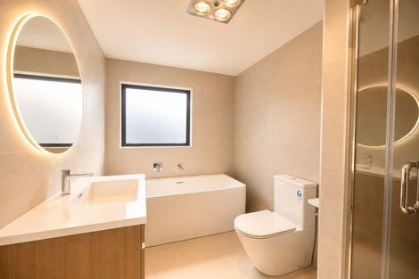 Photo of property in 6 Babos Avenue, Kumeu, 0810