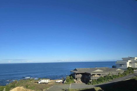 Photo of property in 51 High Street, Island Bay, Wellington, 6023