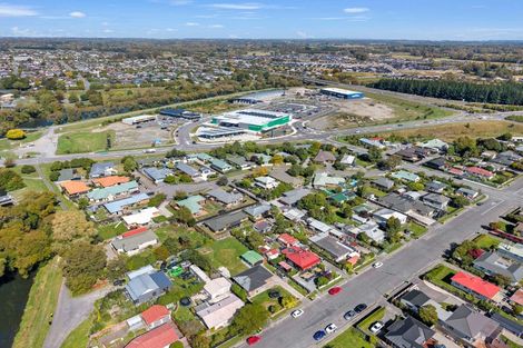 Photo of property in 31 Cridland Street West, Kaiapoi, 7630