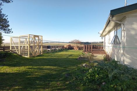 Photo of property in 86 Totara Island Road, Clifton, Balclutha, 9273