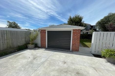 Photo of property in 6 Sevenoaks Drive, Bryndwr, Christchurch, 8053