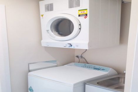 Photo of property in 63 Earls Road, Saint Clair, Dunedin, 9012