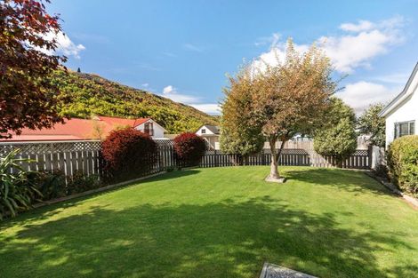 Photo of property in 101 Devon Street, Arrowtown, 9302
