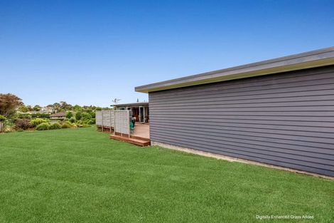 Photo of property in 24 Omana Avenue, Shelly Beach, Helensville, 0874