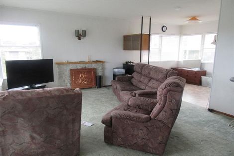 Photo of property in 35 Elliott Avenue, Bayview, Auckland, 0629