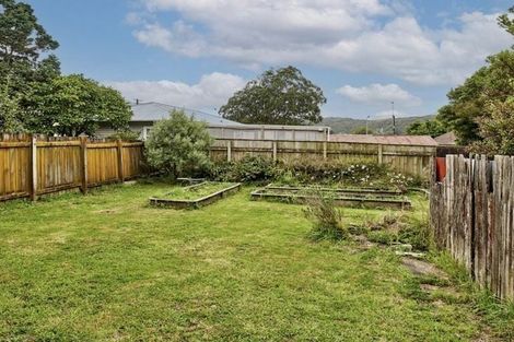 Photo of property in 5 Puriri Street, Wainuiomata, Lower Hutt, 5014
