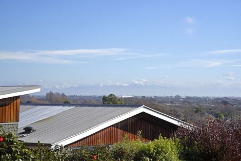 Photo of property in 1/2 Conifer Place, Huntsbury, Christchurch, 8022