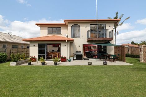 Photo of property in 1/100 Millers Road, Brookfield, Tauranga, 3110