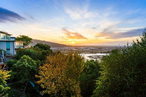 Photo of property in 106 Cannon Hill Crescent, Mount Pleasant, Christchurch, 8081