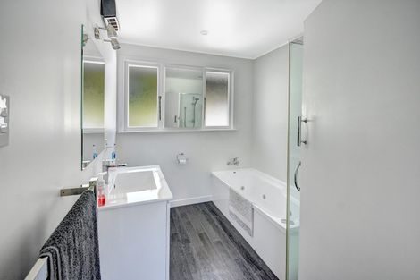 Photo of property in 21 Upland Street, Helensburgh, Dunedin, 9010