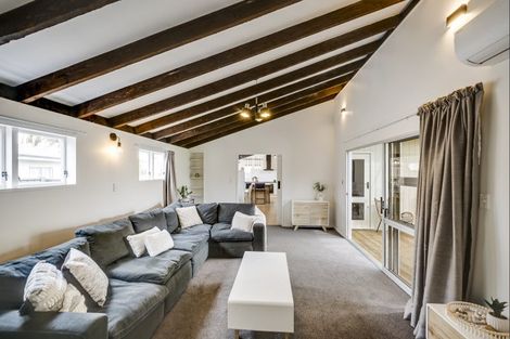 Photo of property in 20 Gebbie Road, Taradale, Napier, 4112