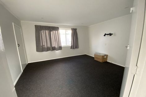 Photo of property in 21 Horoeka Street, Stokes Valley, Lower Hutt, 5019