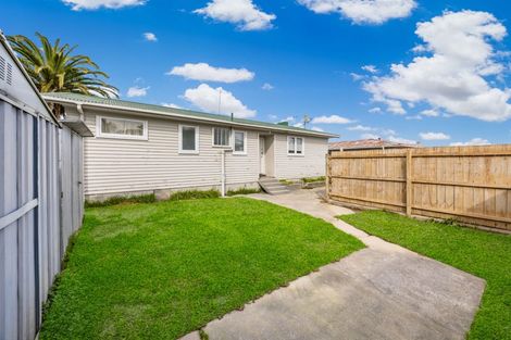 Photo of property in 21 President Avenue, Papakura, 2110