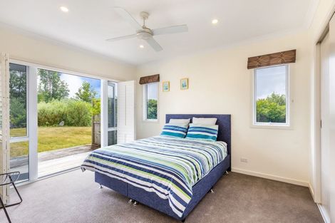 Photo of property in 47 Ramsay Drive, Acacia Bay, Taupo, 3385