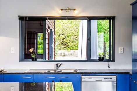 Photo of property in 9 Ginders Drive, Massey, Auckland, 0614