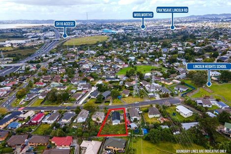 Photo of property in 15 Doone Place, Massey, Auckland, 0614