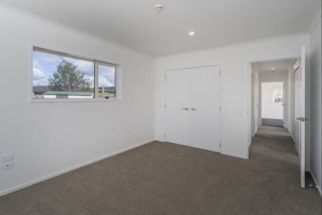 Photo of property in 8 Seascape Avenue, Whitianga, 3510