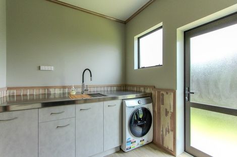 Photo of property in 22 Carter Drive, Pomare, Rotorua, 3015