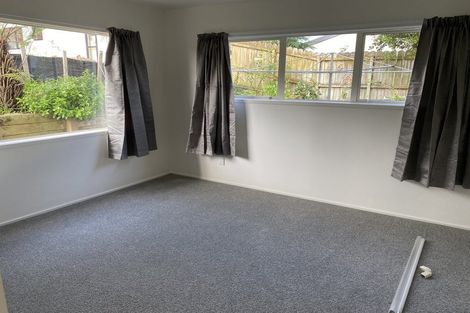 Photo of property in 2/78 Selwyn Crescent, Forrest Hill, Auckland, 0620