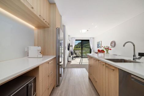 Photo of property in Toru Apartments, 413/10 Copper Beech Avenue, Frankton, Queenstown, 9300