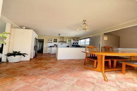 Photo of property in 12 Fiesta Drive, Half Moon Bay, Auckland, 2012