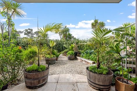 Photo of property in 39 Little Compton Mews, Snells Beach, 0920