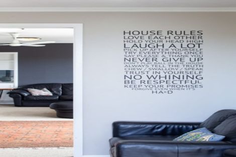 Photo of property in 102b Frankley Road, Frankleigh Park, New Plymouth, 4310