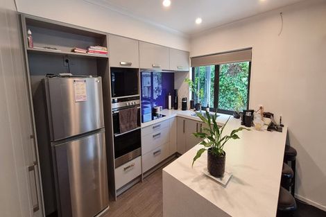 Photo of property in 205a Wainuiomata Road, Wainuiomata, Lower Hutt, 5014