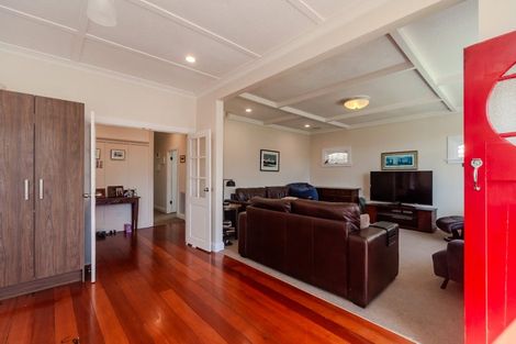 Photo of property in 11 Henderson Street, Karori, Wellington, 6012