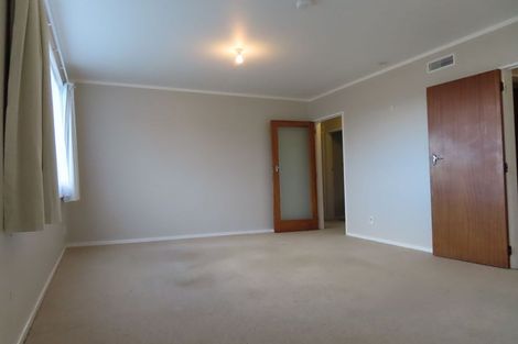 Photo of property in 1 Clementine Way, Crofton Downs, Wellington, 6035