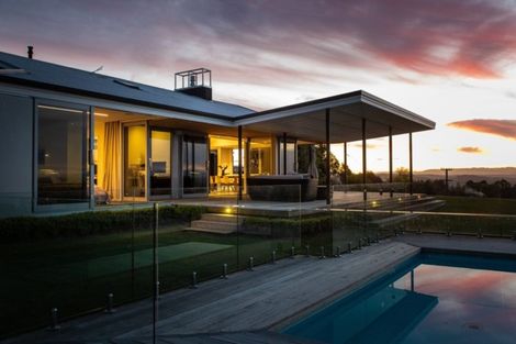 Photo of property in 207 Durham Drive, Havelock North, 4130