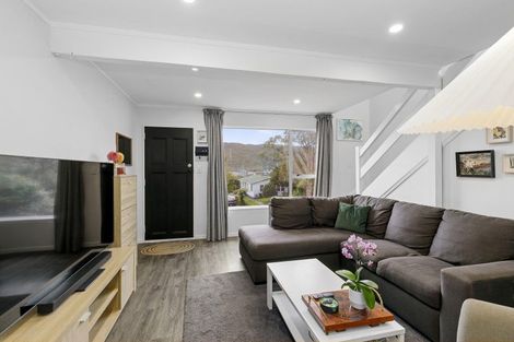 Photo of property in 18a Kingsley Street, Stokes Valley, Lower Hutt, 5019