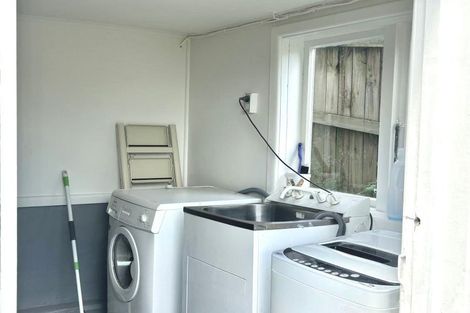 Photo of property in 73 Oakdale Road, Mount Roskill, Auckland, 1041