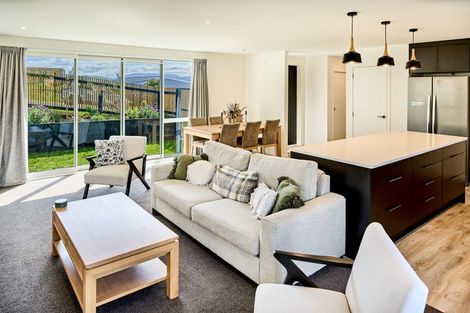 Photo of property in 10 Topsail Way, Whitby, Porirua, 5024