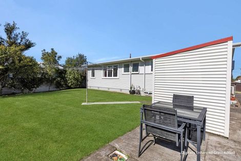 Photo of property in 6 Mahoe Place, Gonville, Whanganui, 4501